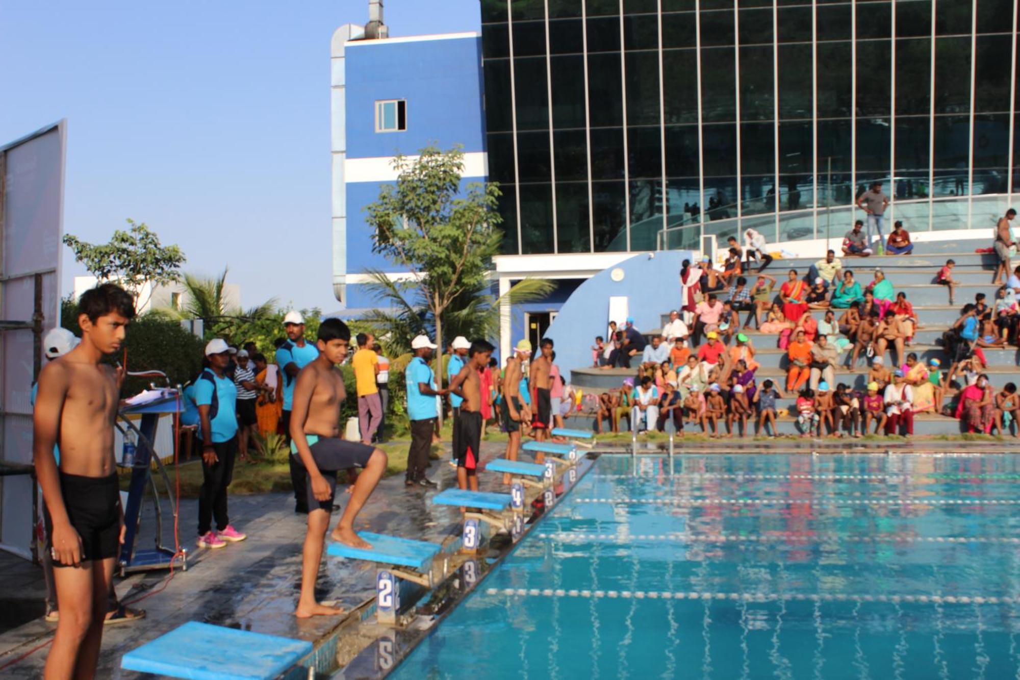 Silver Stone Park Resort, Kovilpatti Ngoại thất bức ảnh